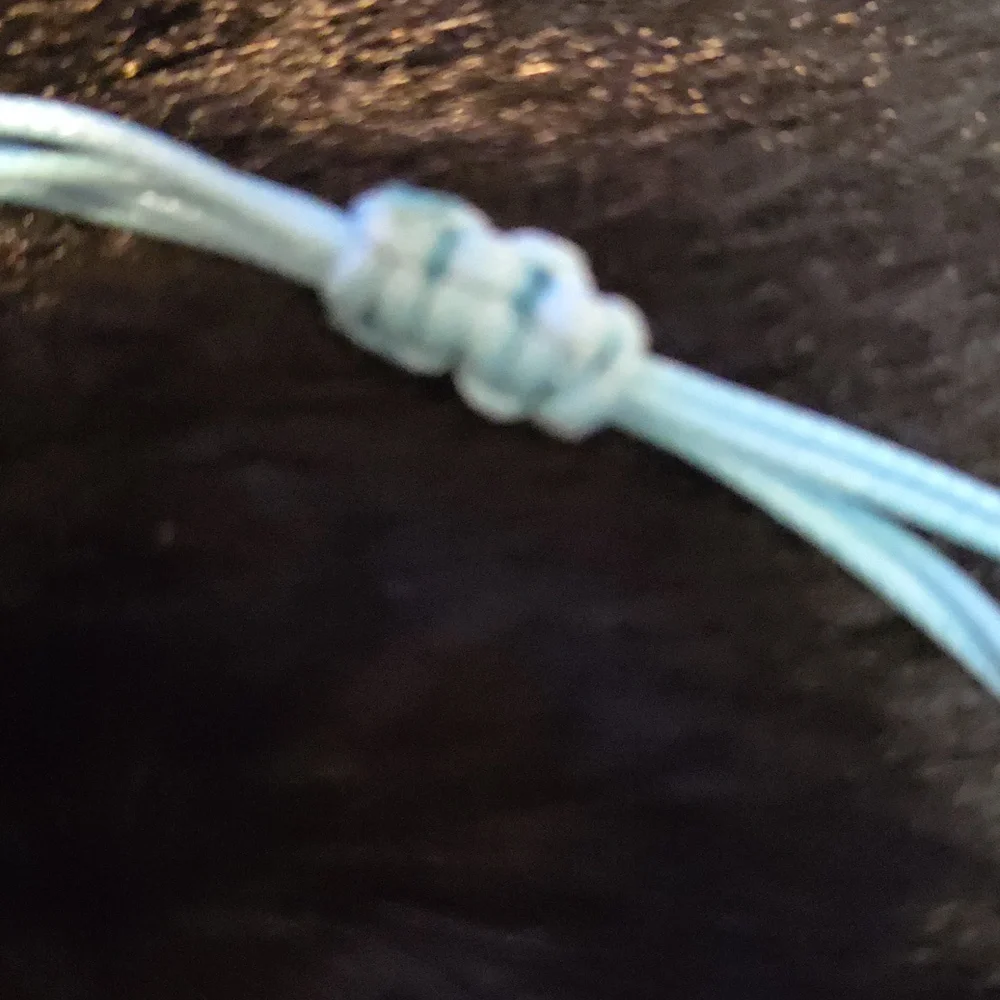 HELLO KITTY'S FRIEND Cute Blue Beaded Bracelet with Bunny Charm NWOT